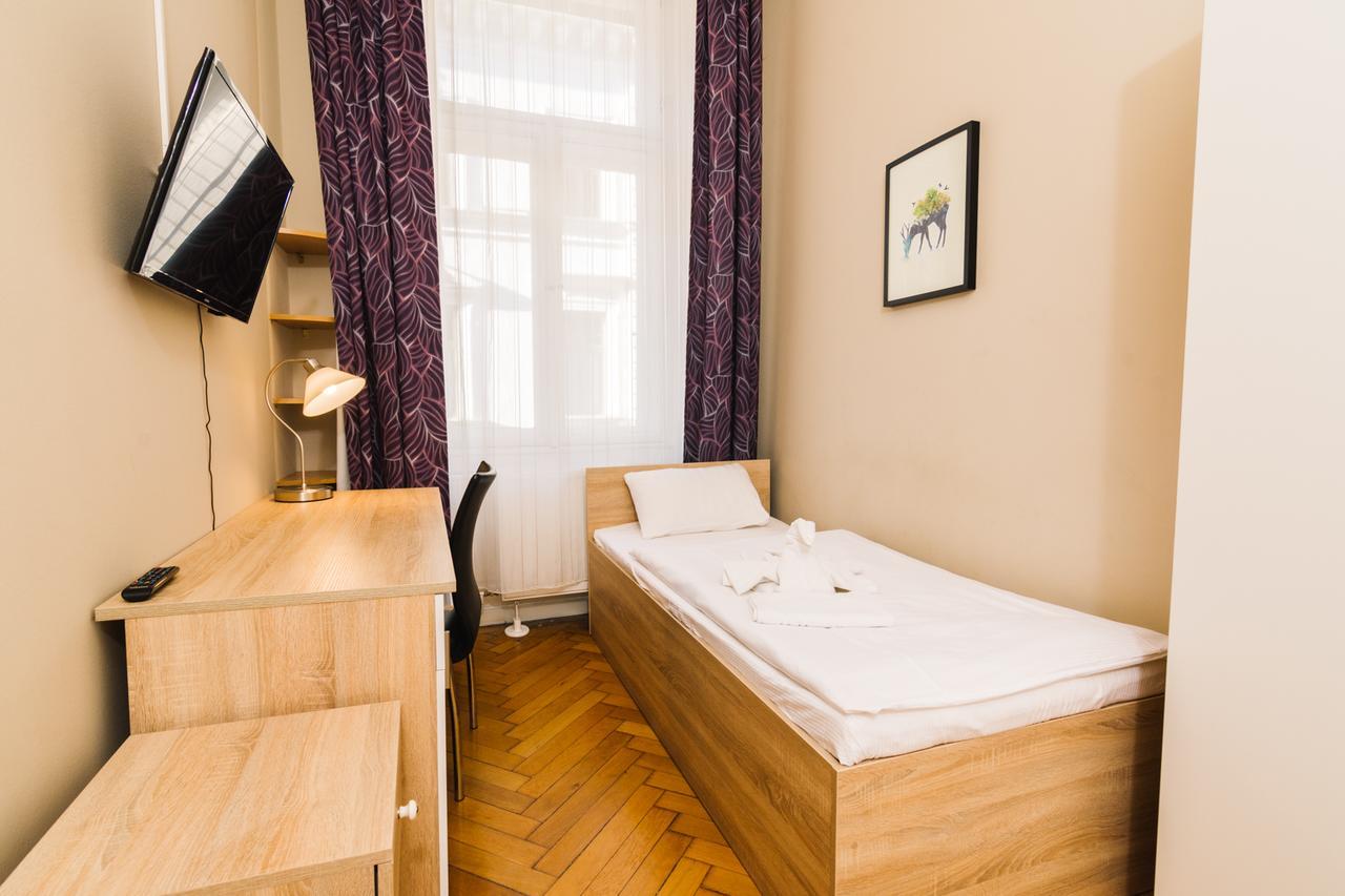Centric Lifestyle Apartments Budapest Exterior foto